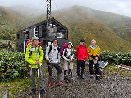 霧の山小屋